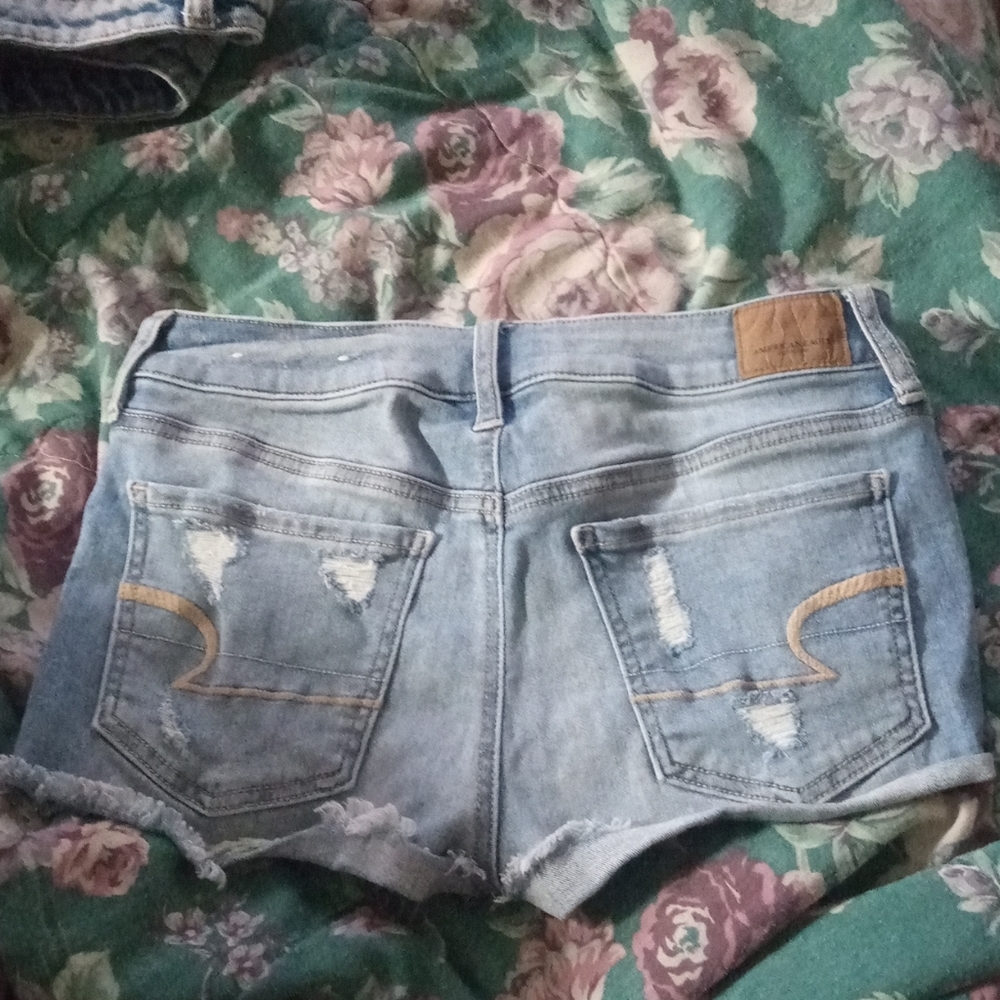 Shorts - Picture 2 of 2